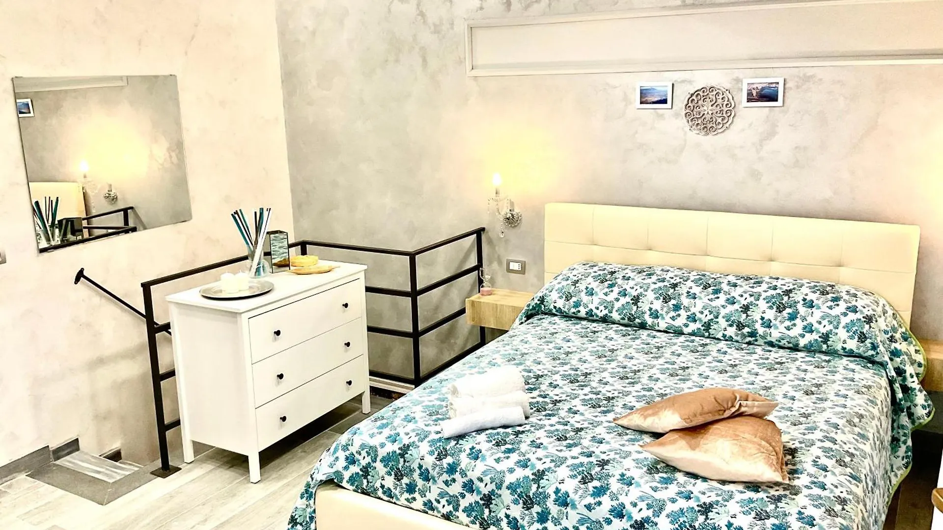 Mizzicahome Solemare Catania Pensión
